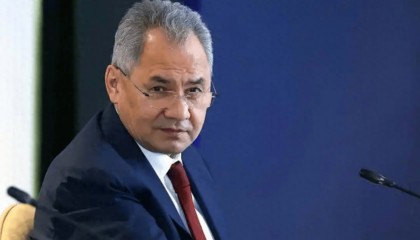 难怪普京一点不慌，俄罗斯等来强援！10万人组成的队伍准备跨过俄朝国境线？一架俄专机飞抵平壤